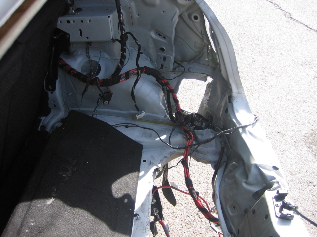 VISTA GOLPE INTERIOR MALETERO BMW 120D 2.0 177CV