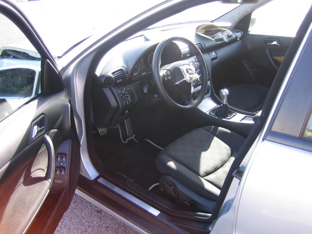 VISTA INTERIOR IZQUIERDO MERCEDES BENZ C-180 KOMPRESOR 1.8 I 143CV
