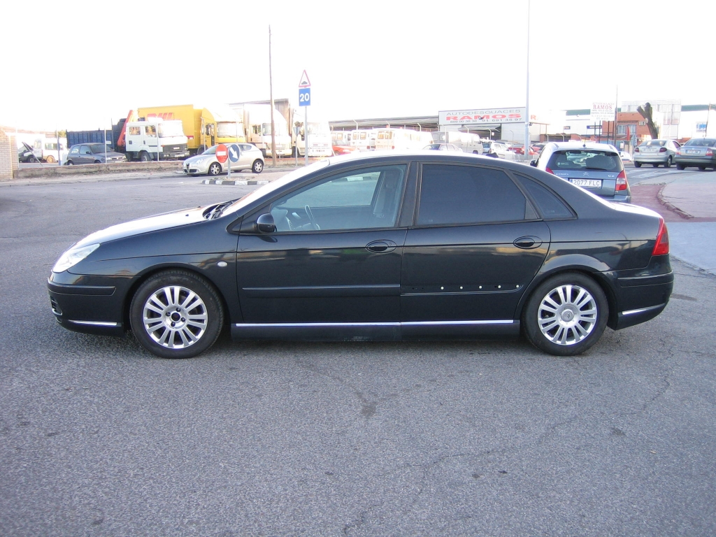 VISTA LATERAL IZQUIERDO CITROEN C-5 2.0 HDI 136CV