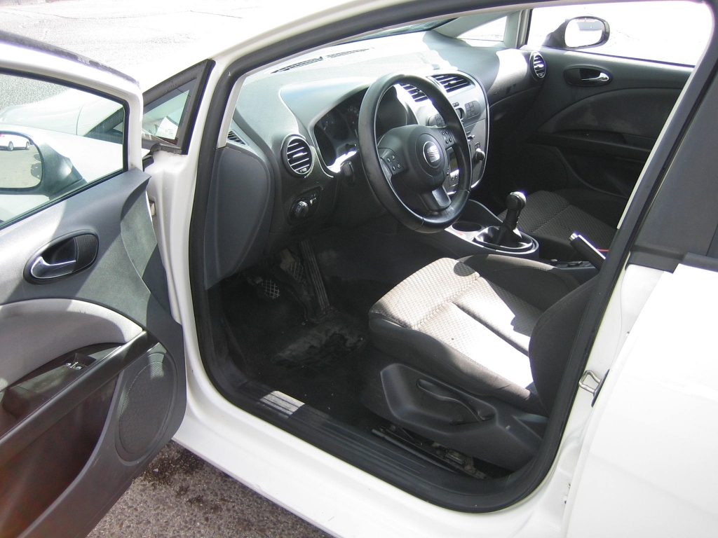 VISTA INTERIOR IZQUIERDO SEAT LEON 1.9 TDI 105CV ECOMOTIVE