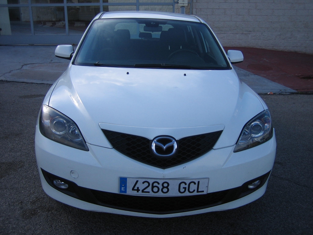 VISTA DELANTERA MAZDA 3 1.6 CRTD ACTIVE + 109CV 