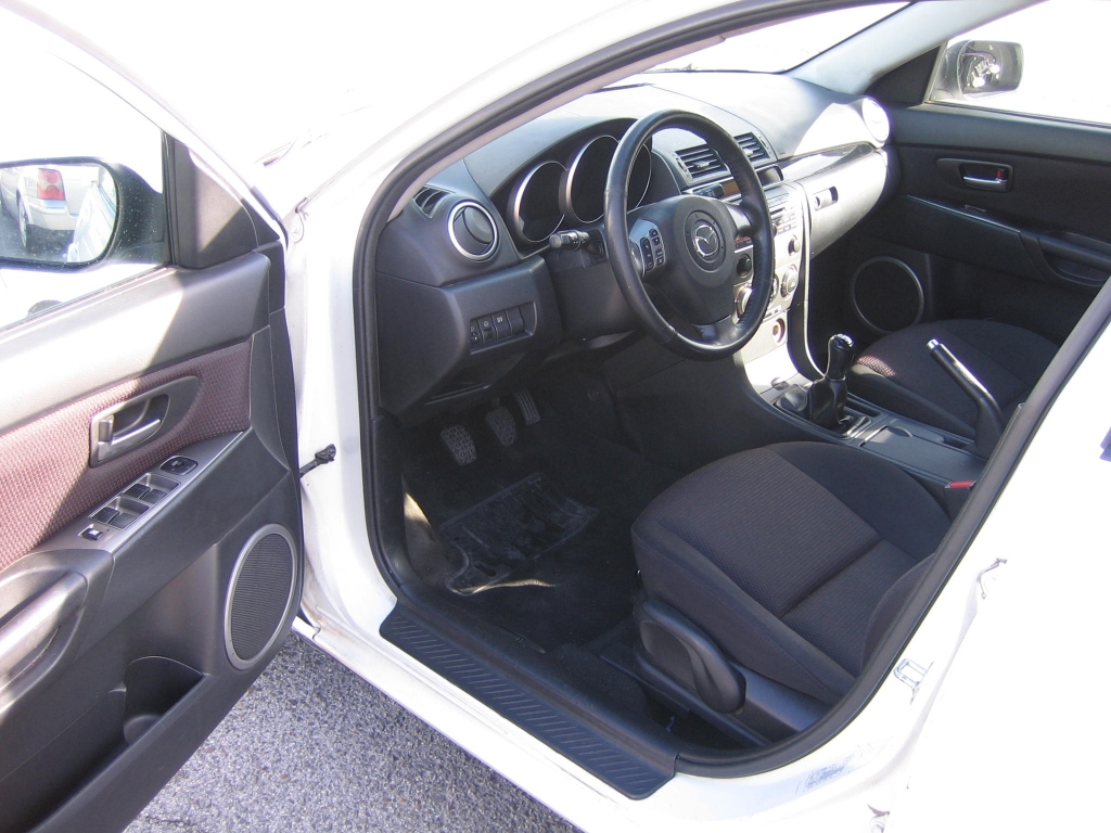 VISTA INTERIOR IZQUIERDO MAZDA 3 1.6 CRTD ACTIVE + 109CV