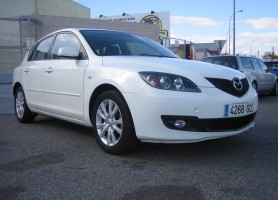 VISTA DELANTERA DERECHA MAZDA 3 1.6 CRTD ACTIVE + 109CV VISTA DELANTERA DERECHA MAZDA 3 1.6 CRTD ACTIVE + 109CV