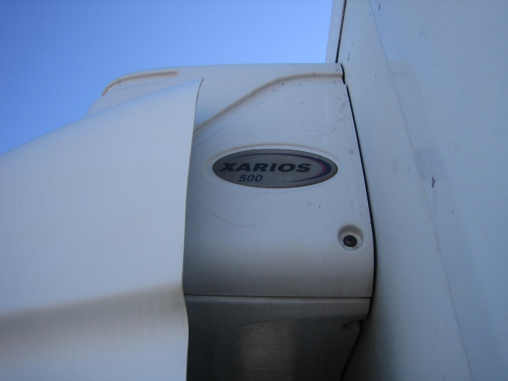 VISTA EQUIPO FRIO EXTERIOR NISSAN CANSTAR 3.0 120CV ISOTERMO CON EQUIPO DE FRIO