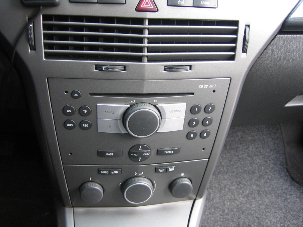 VISTA A/C Y CD OPEL ASTRA 1.7 CDTI 100CV