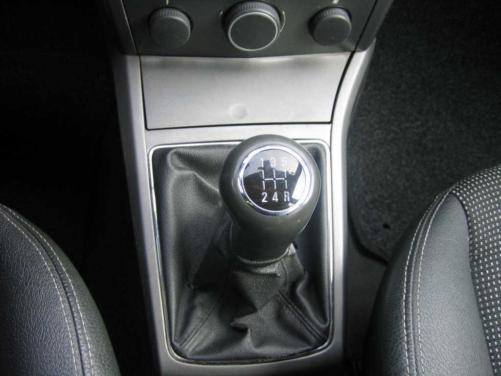 VISTA CAMBIO OPEL ASTRA 1.7 CDTI 100CV