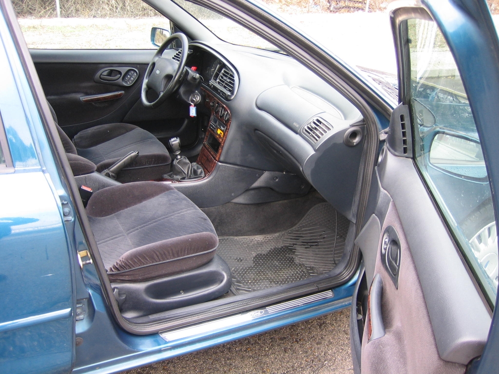 VISTA INTERIOR DERECHO FORD MONDEO 2.0 I 132CV GASOLINA