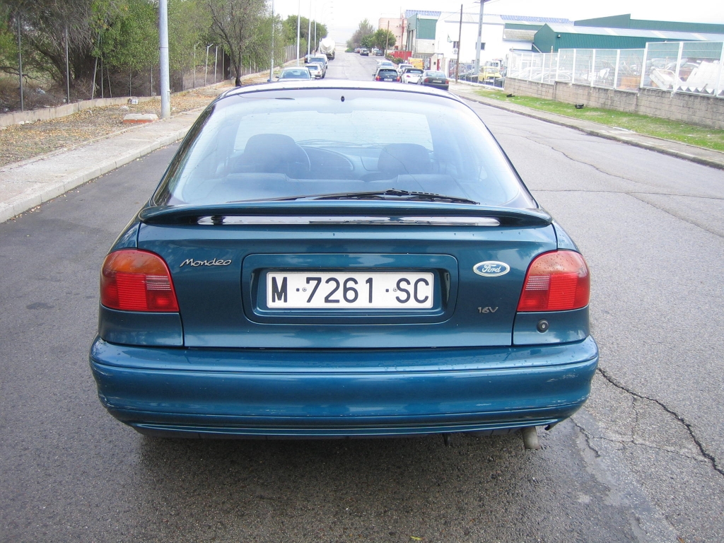 VISTA TRASERA FORD MONDEO 2.0 I 132CV GASOLINA