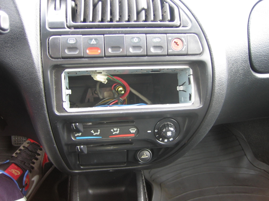 CITROEN SAXO 1.6 I VTS 88CV