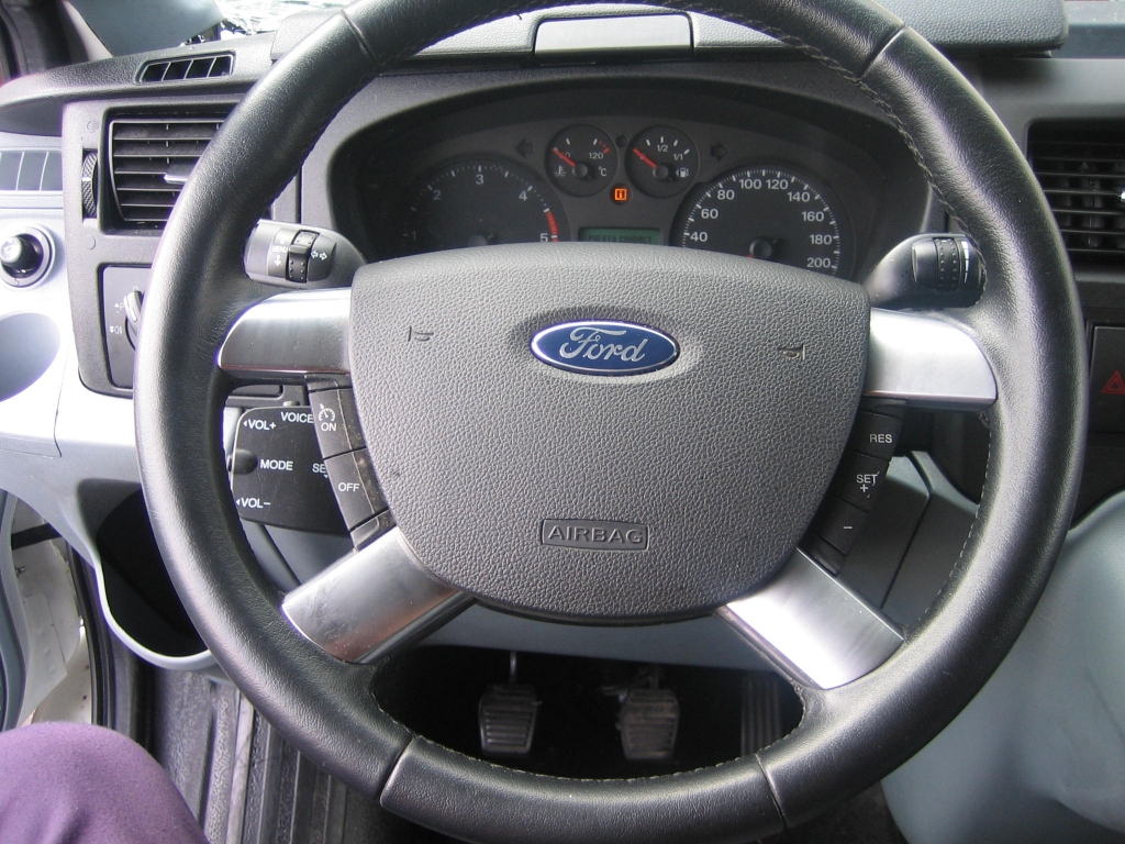 FORD TRANSIT 2.2 130CV