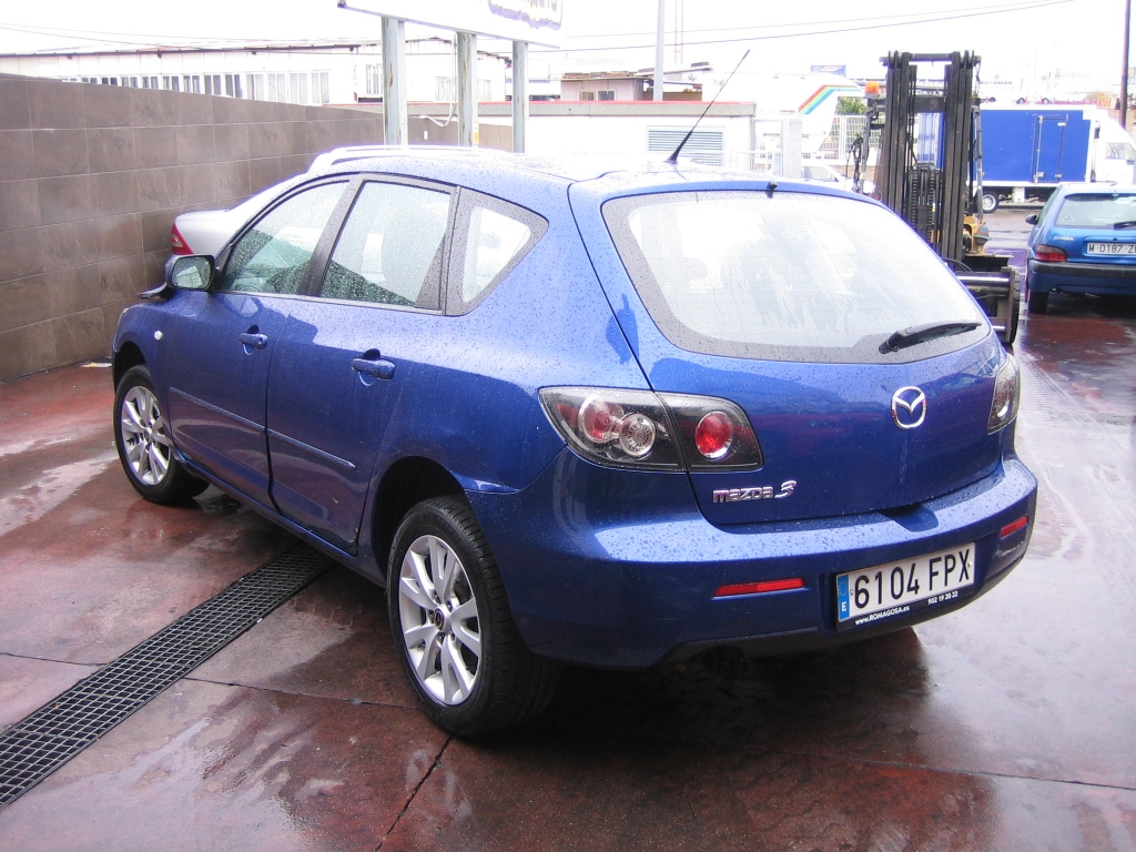 VISTA TRASERA IZQUIERDA MAZDA 3 1.6 CRTD  109CV