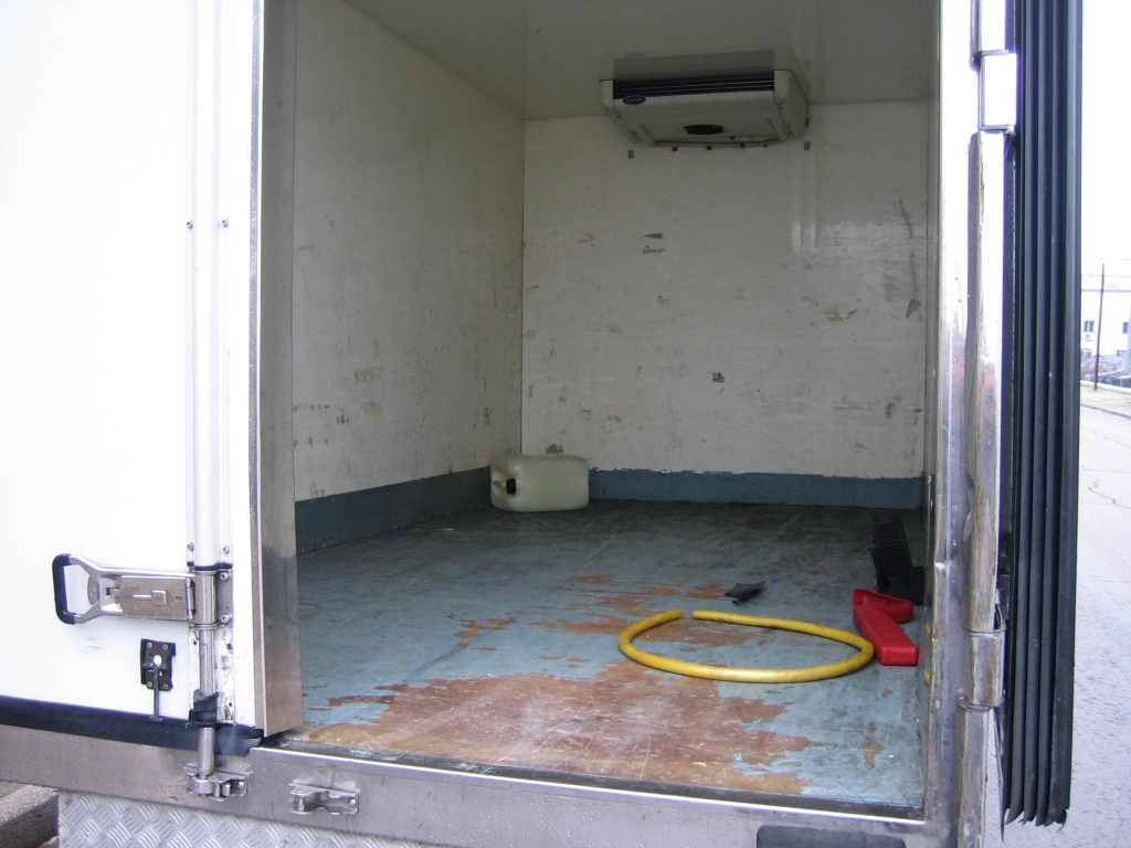 VISTA INTERIOR ISOTERMO IVECO DAYLI 35C13 2.8 D 125CV