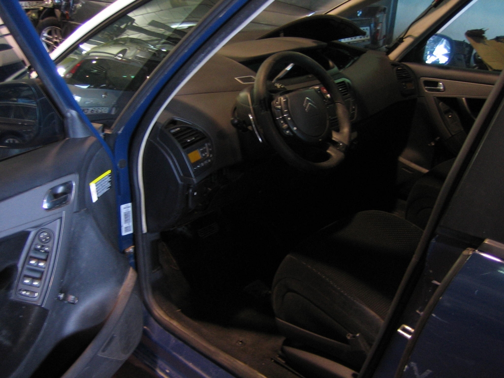 XSARA PICASSO POLICIA