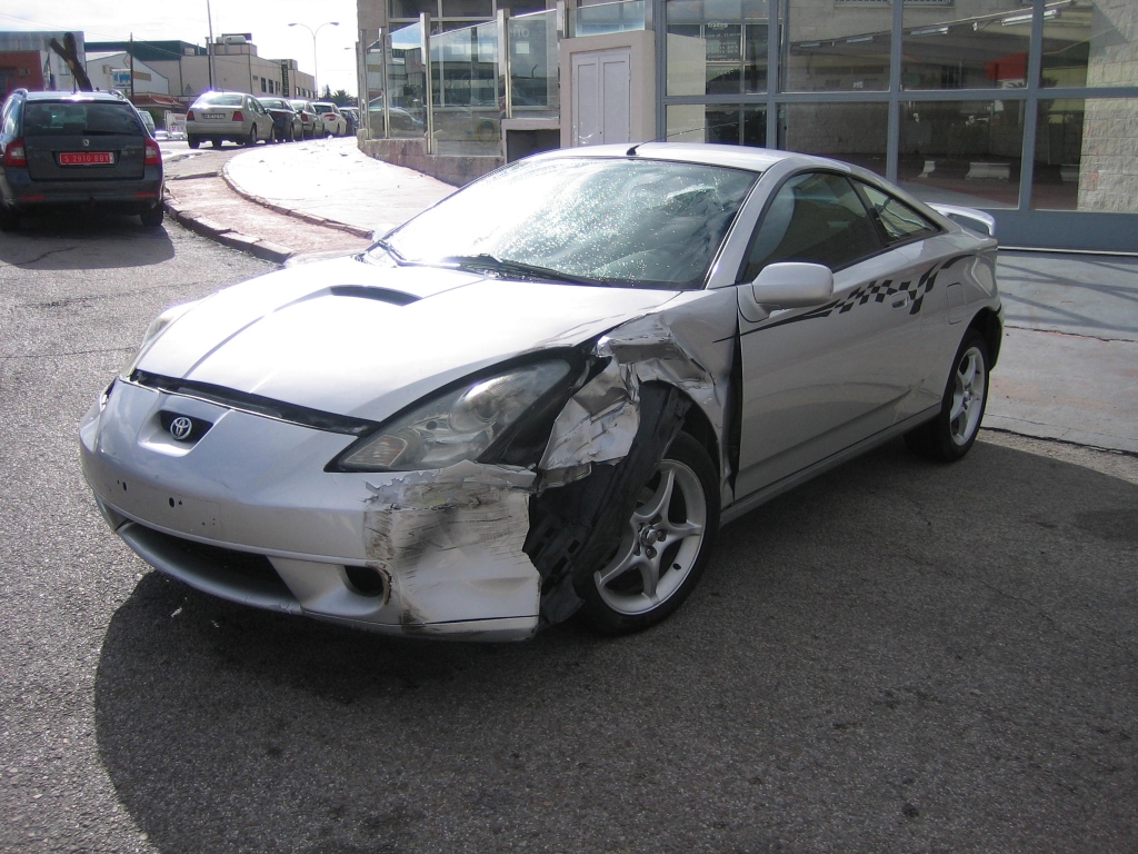 VISTA DELANTERA IZQUIERDA TOYOTA CELICA 1.8 I 143CV