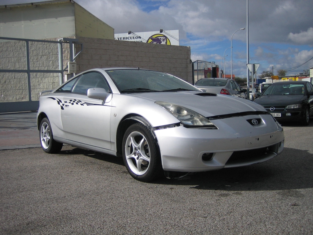 VISTA DELANTERA DERECHA TOYOTA CELICA 1.8 I 143CV