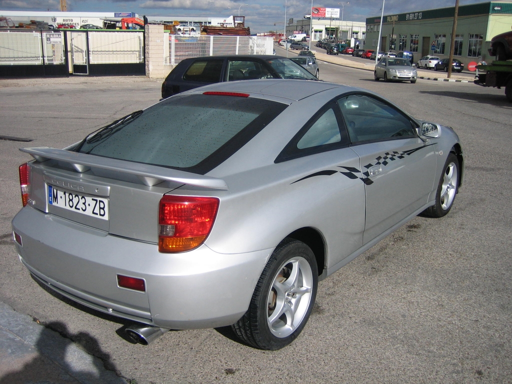 VISTA TRASERA DERECHA TOYOTA CELICA 1.8 I 143CV