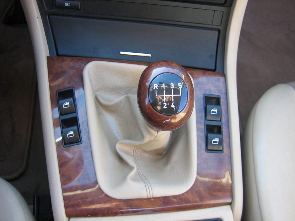 VISTA CAMBIO BMW 320 CI COUPE 2.2 170CV