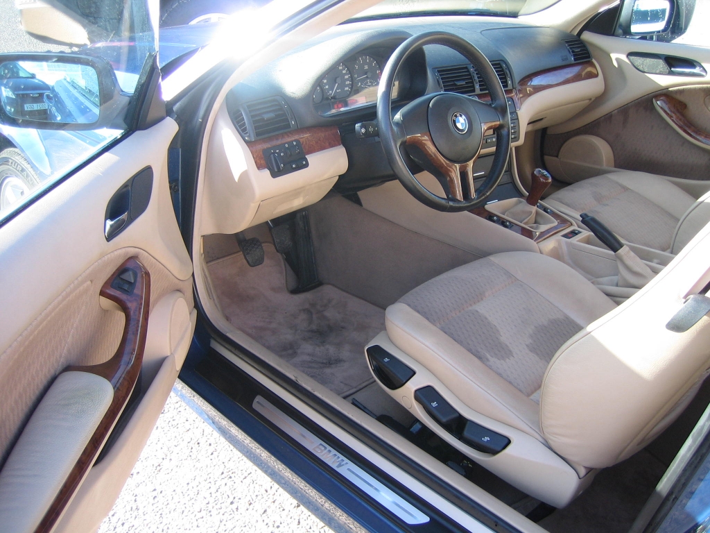 VISTA INTERIOR IZQUIERDO BMW 320 CI COUPE 2.2 170CV