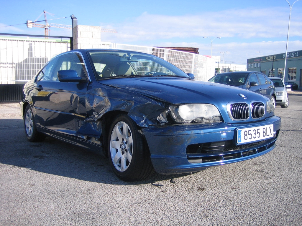 VISTA DELANTERA DERECHA BMW 320 CI COUPE 2.2 170CV