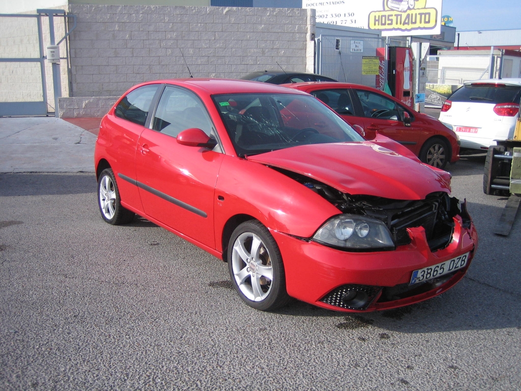 VISTA DELANTERA DERECHA SEAT IBIZA 1.9 TDI 100CV 