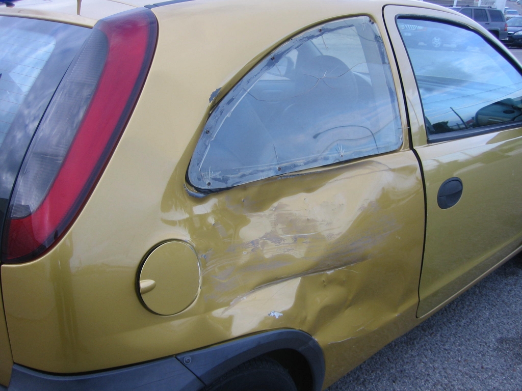 VISTA GOLPE PARTE TRASERA OPEL CORSA C 1.7 DIESEL 65CV