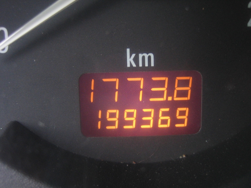 VISTA KM OPEL CORSA C 1.7 DIESEL 65CV