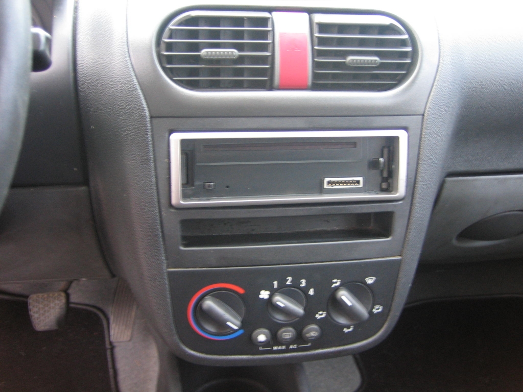 VISTA A/C OPEL CORSA C 1.7 DIESEL 65CV