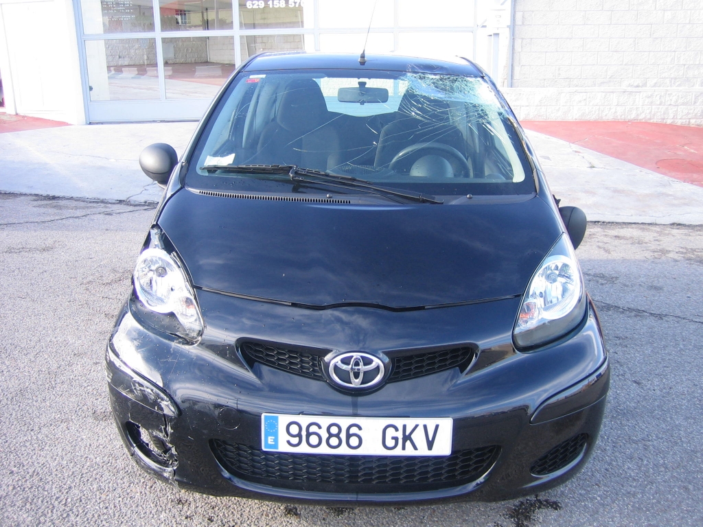 VISTA DELANTERA TOYOTA AYGO 1.0 GASOLINA 75CV