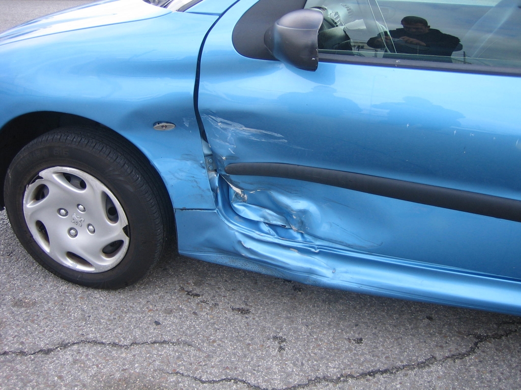 VISTA GOLPE PEUGEOT 206 XR 1.9 D 70CV