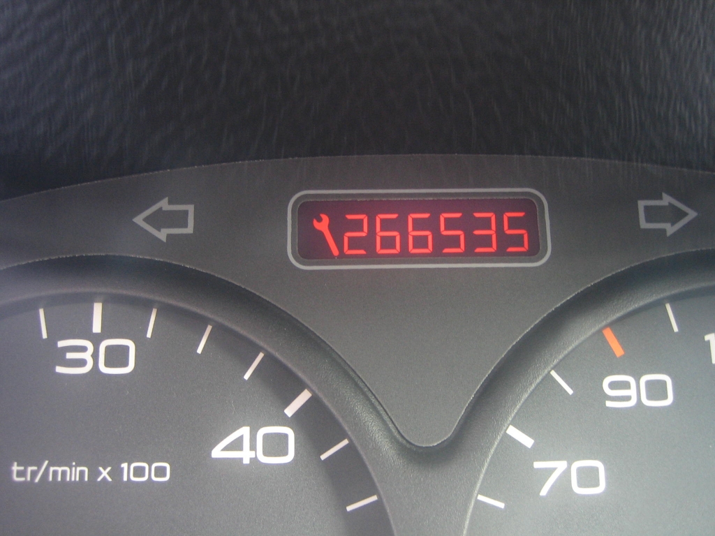 VISTA KM VISTA SALPICADERO PEUGEOT 206 XR 1.9 D 70CV