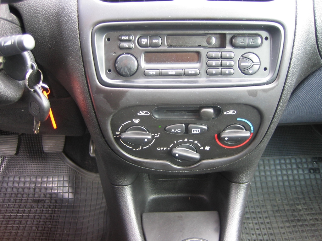 VISTA A/C VISTA SALPICADERO PEUGEOT 206 XR 1.9 D 70CV