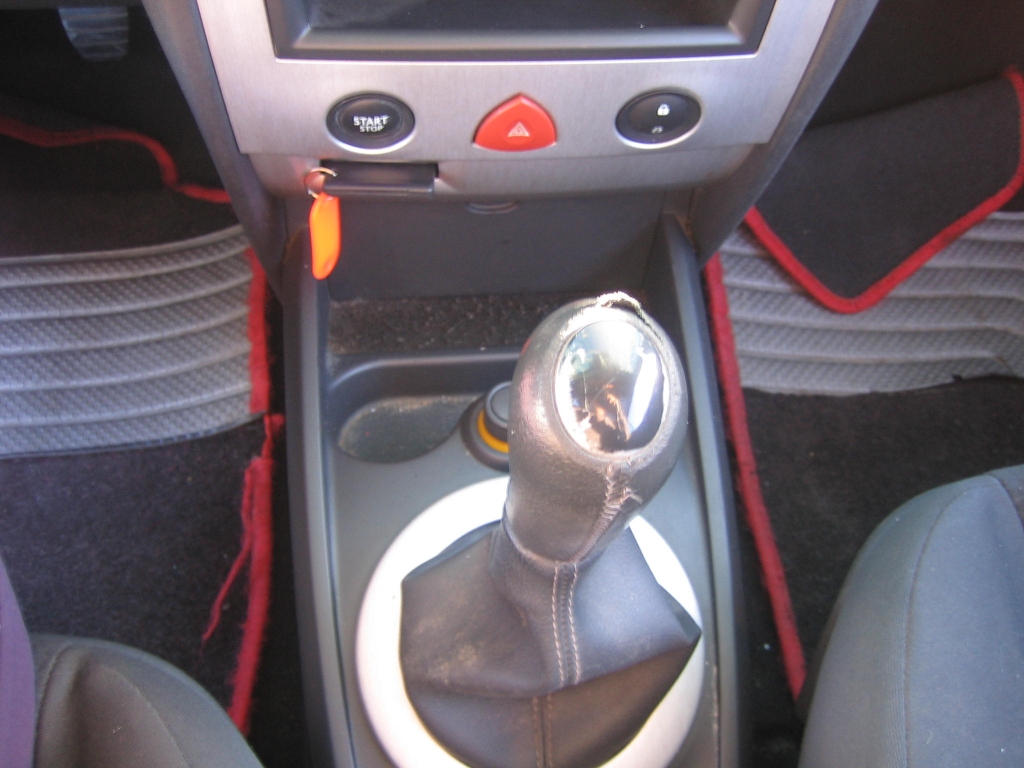 VISTA CAMBIO RENAULT MEGANE COUPE CABRIO 1.6 I 113CV