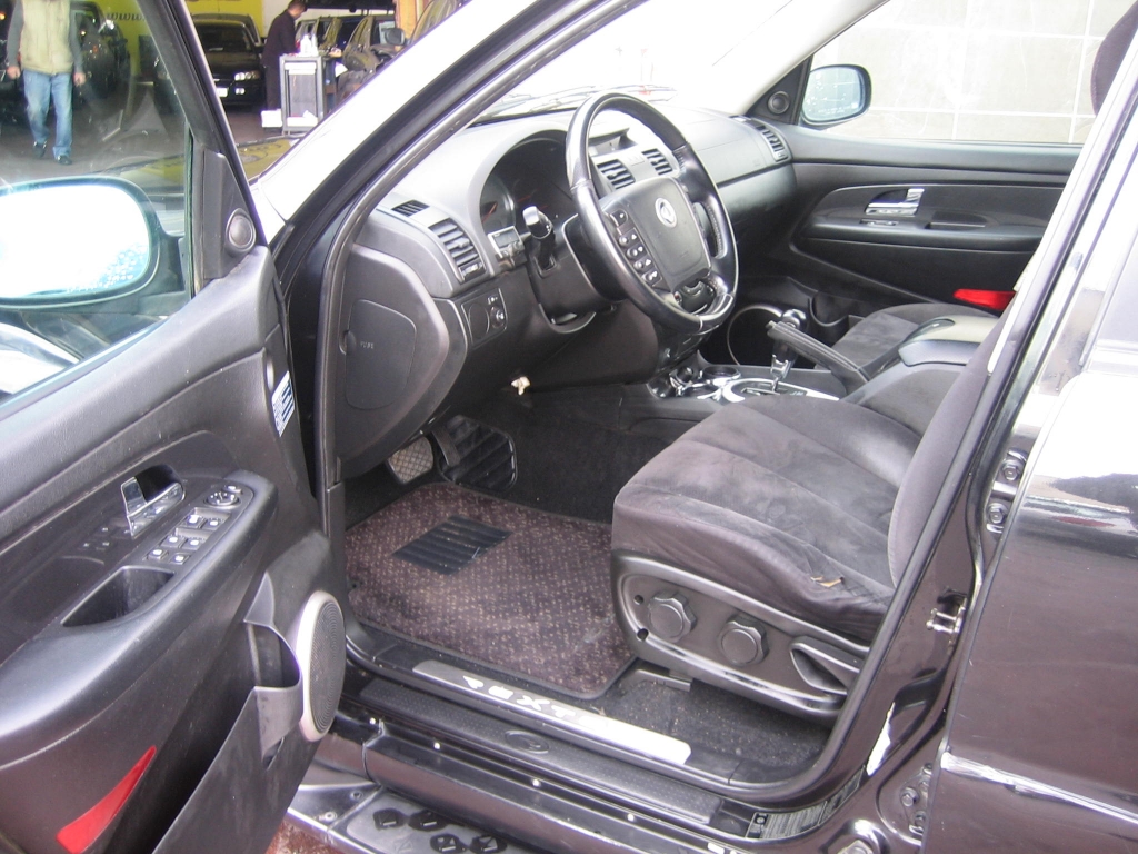 VISTA INTERIOR IZQUIERDO SSANGYONG REXTON RX 270 XVT 2.7 186CV