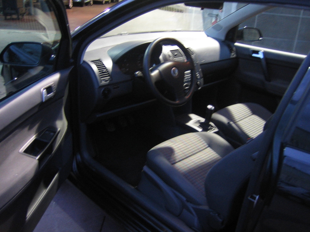 VOLKSWAGEN POLO 1.4 TDI