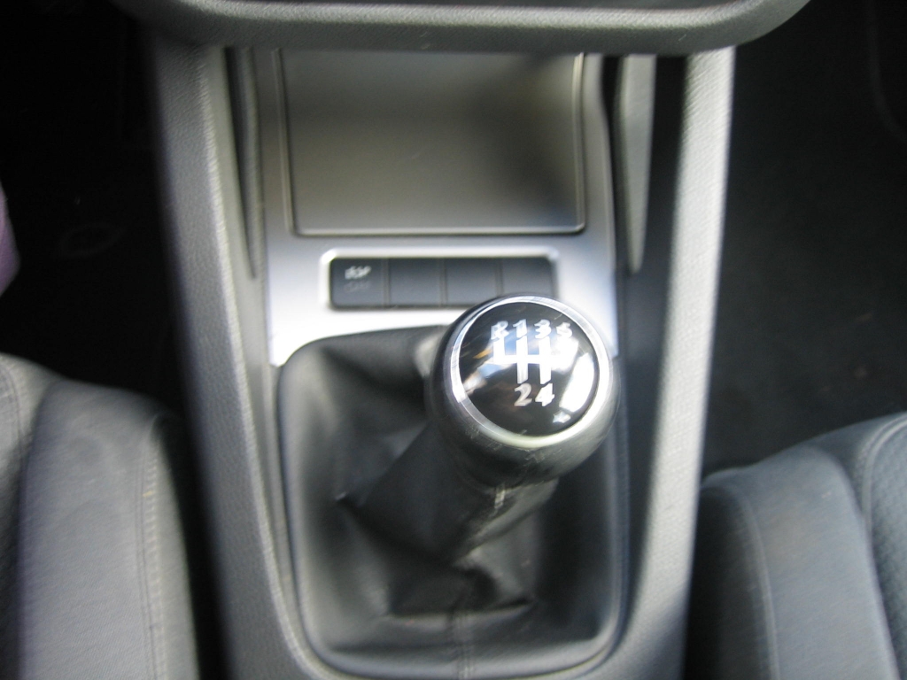 VISTA CAMBIO VOLKSWAGEN GOLF V 1.9 TDI 105CV