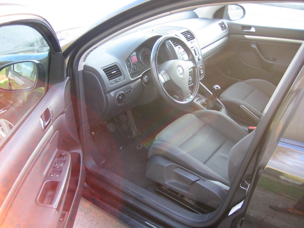 VISTA INTERIOR IZQUIERDO VOLKSWAGEN GOLF V 1.9 TDI 105CV