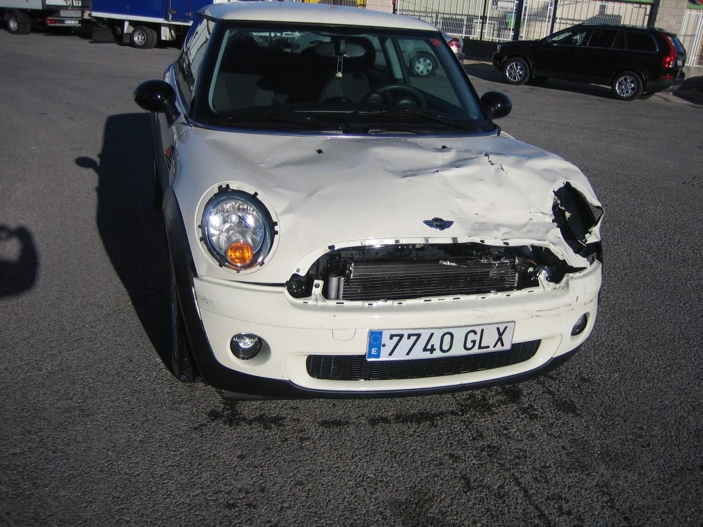 VISTA DELANTERA MINI ONE 1.4 I GASOLINA 75CV