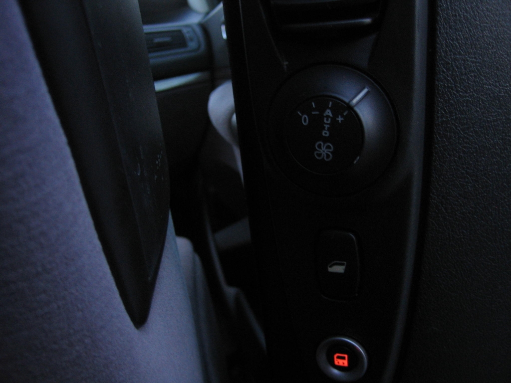 VISTA CLIMA Y APERTURAS DE PUERTAS LATERALES TRASERAS CITROEN C-8 2.0 HDI 136CV 8 PLAZA