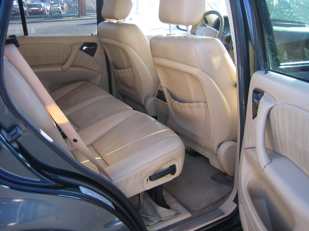 VISTA TRASERA MERCEDXES BENZ ML 400 CDI 4.0 250CV AUTOMATICO