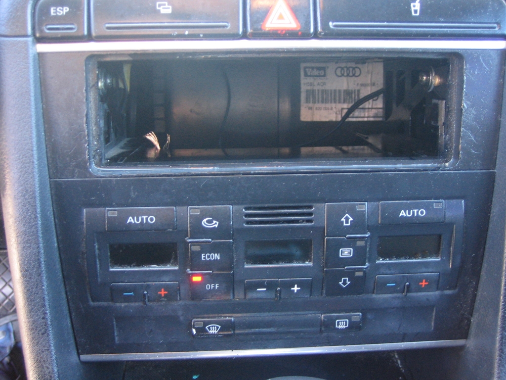 VISTA CLIMA AUDI A-4 1.8 I 150CV AUTOMATICO