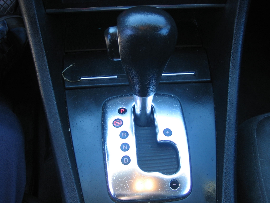 VISTA CAMBIO AUDI A-4 1.8 I 150CV AUTOMATICO