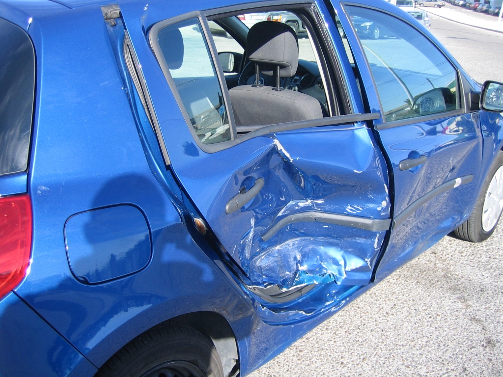 VISTA GOLPE DERECHO RENAULT CLIO 1.2 I 75CV