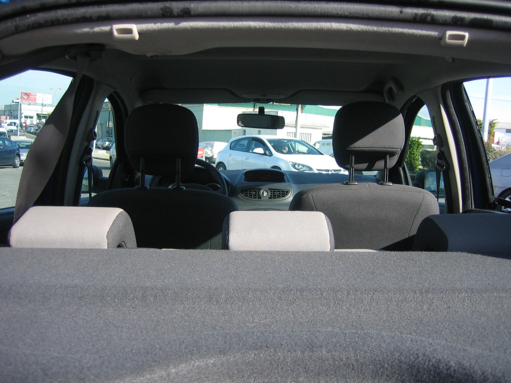 VISTA INTERIOR RENAULT CLIO 1.2 I 75CV
