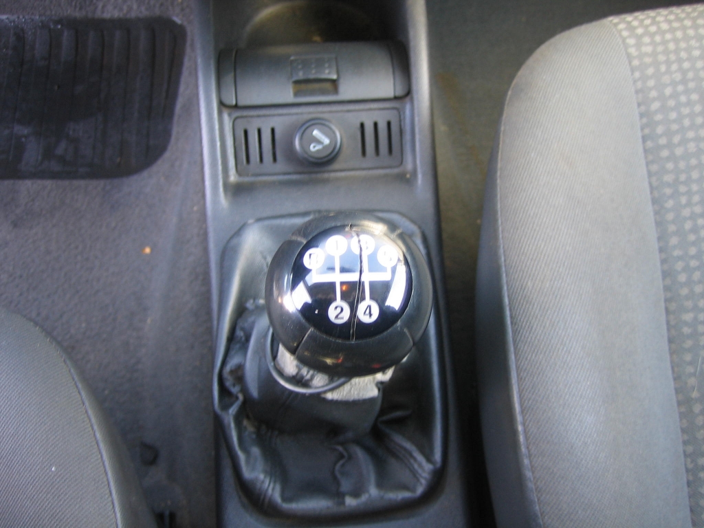 VISTA CAMBIO OPEL CORSA C 1.7 CDTI 65CV