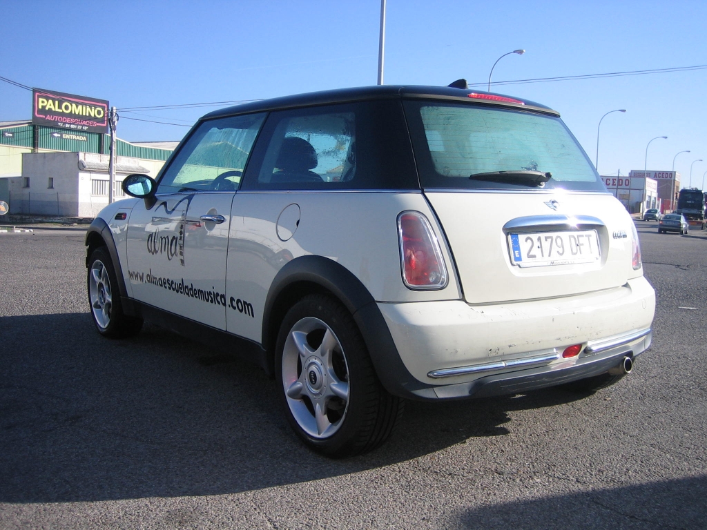 VISTA TRASERA IZQUIERDA MINI COOPER 1.6 GASOLINA 115CV