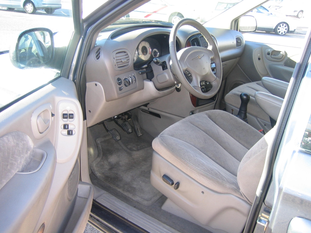 CRYSLER VOYAGUER 2.5 CRDI 143CV 