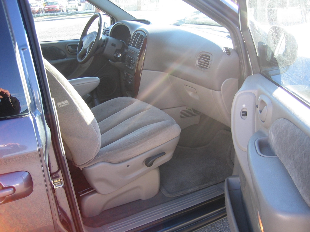 CRYSLER VOYAGUER 2.5 CRDI 143CV 