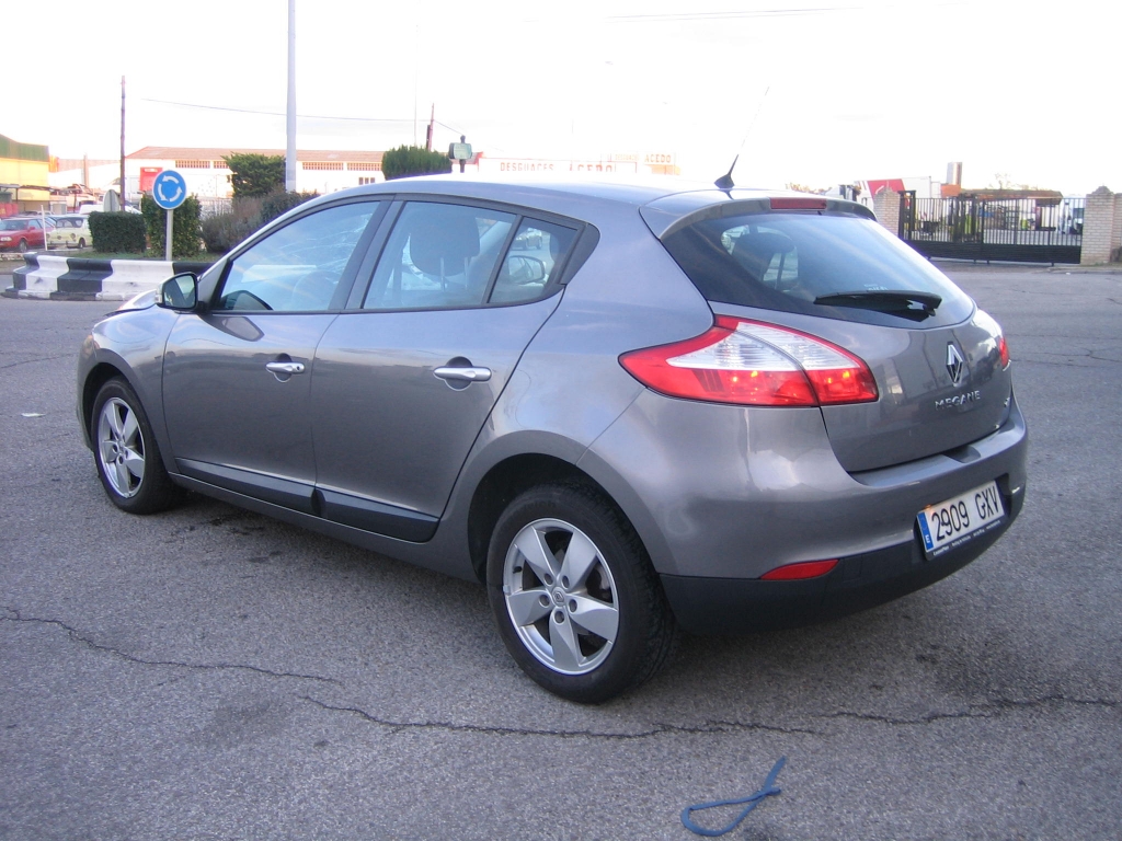 RENAULT MEGANE
