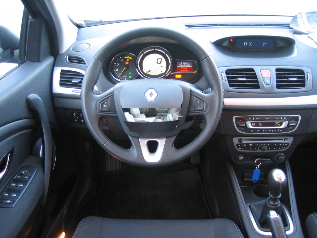 RENAULT MEGANE