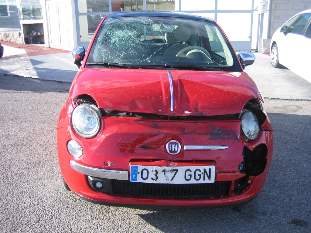 VISTA DELANTERA FIAT 500 1.2 I 70CV